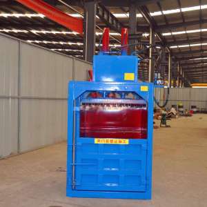 小型油漆桶壓扁機鐵皮易拉罐壓塊機魯晨制造